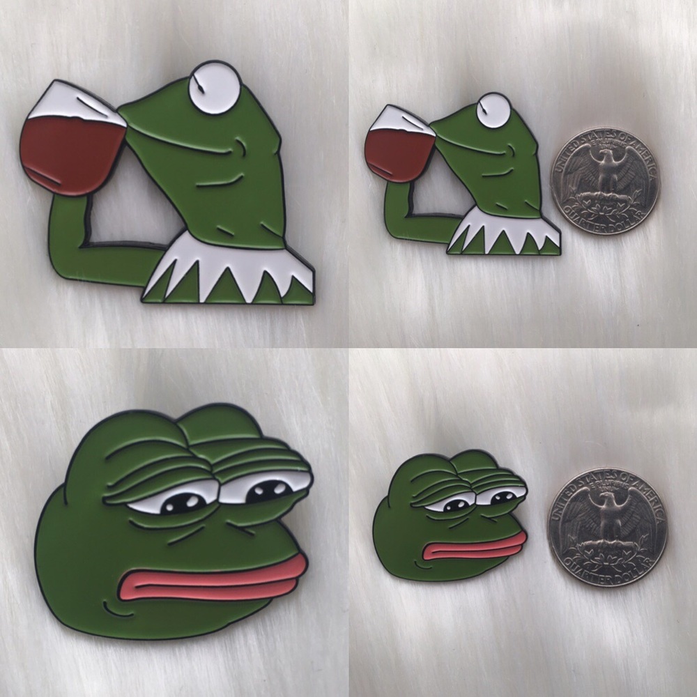 Iconic Meme Pins Set - Picture 2 of 8